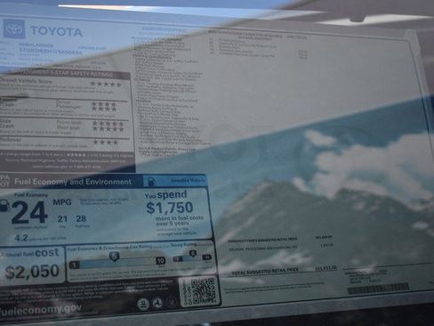 New 2026 Toyota Highlander Limited image 17