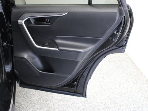 Used 2023 Toyota RAV4 LE FWD image 28