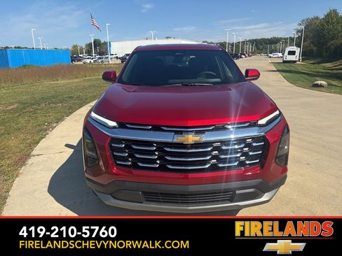 New 2026 Chevrolet Equinox LT w/ LPO, Floor Liner Package image 11