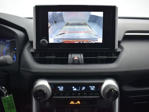 Used 2023 Toyota RAV4 LE image 15
