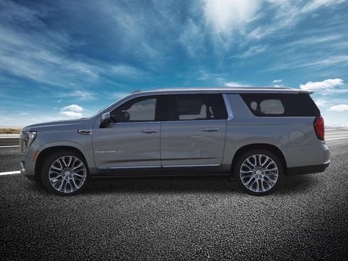 New 2026 GMC Yukon XL Denali w/ Denali Reserve Package AWD/4WD image 19