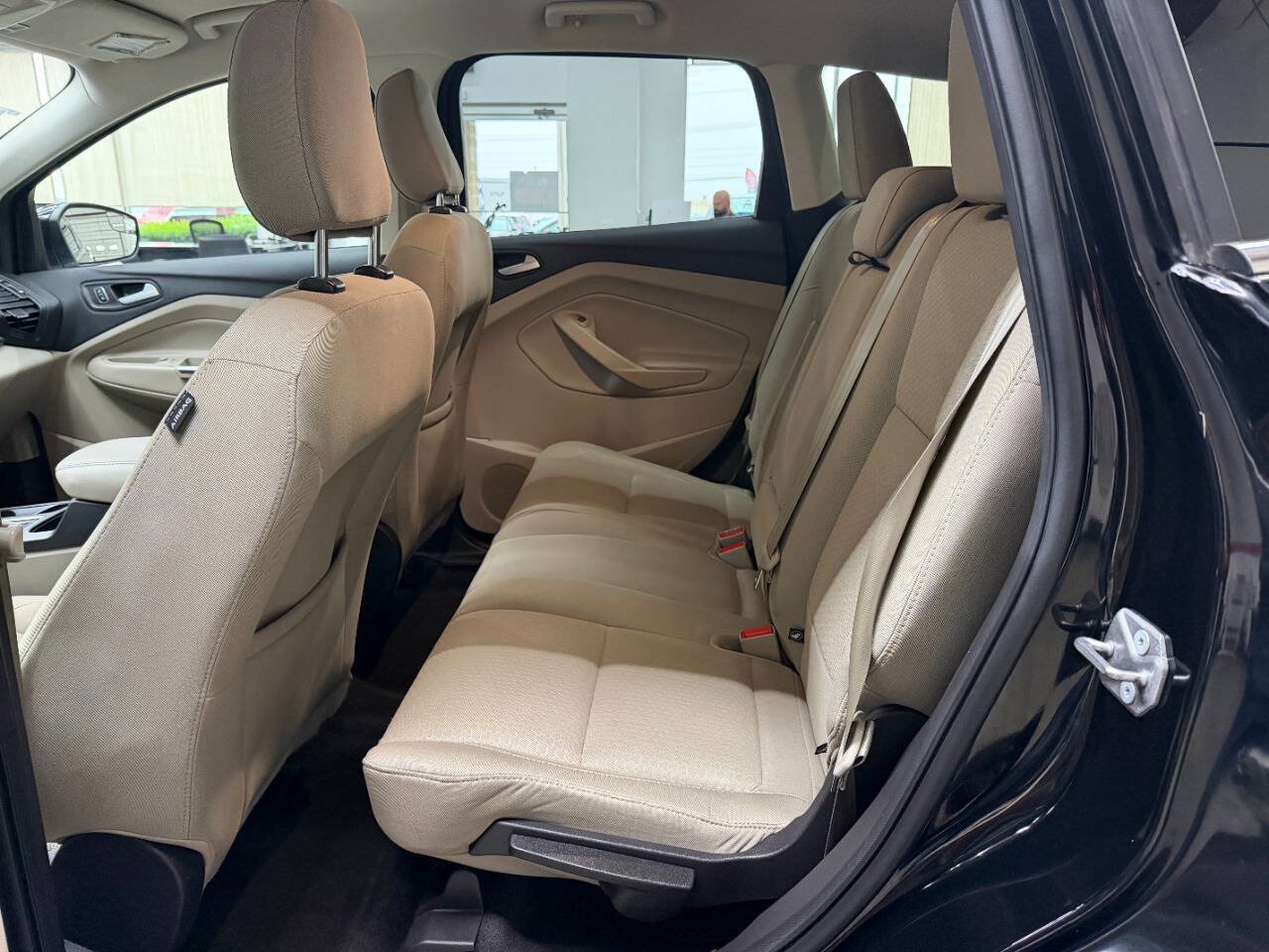 Used 2018 Ford Escape SE FWD image 13