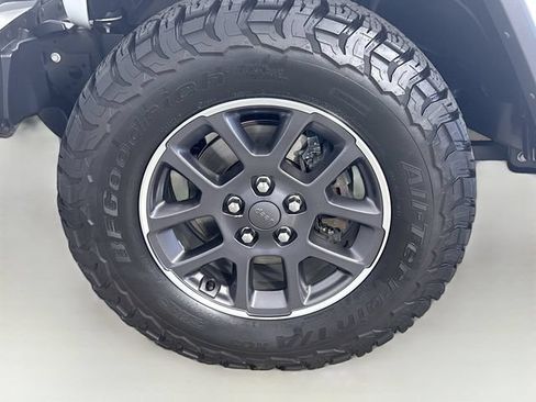 Used 2020 Jeep Gladiator Overland AWD/4WD image 30