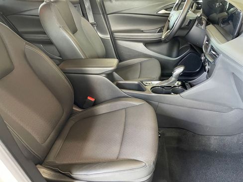 Used 2025 Buick Encore GX Preferred image 35