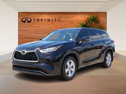 Used 2020 Toyota Highlander LE