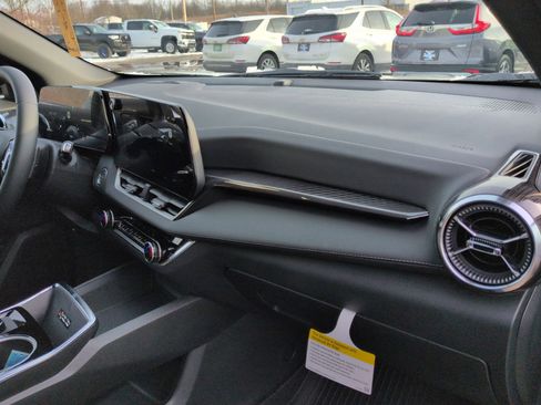 New 2026 Chevrolet Equinox LT w/ Convenience Package II image 87