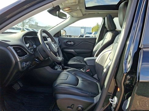 Certified 2022 Jeep Cherokee Limited w/ Elite Package image 11