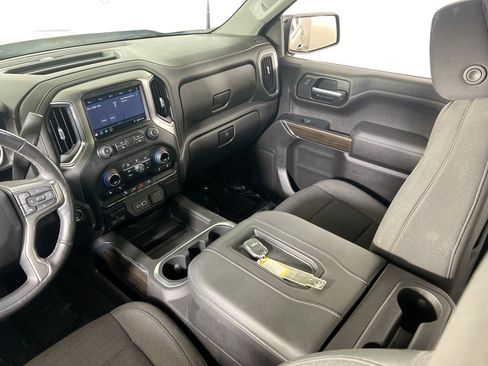 Used 2021 Chevrolet Silverado 1500 LT Trail Boss image 22