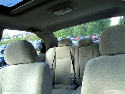 Used 2006 Kia Optima image 22