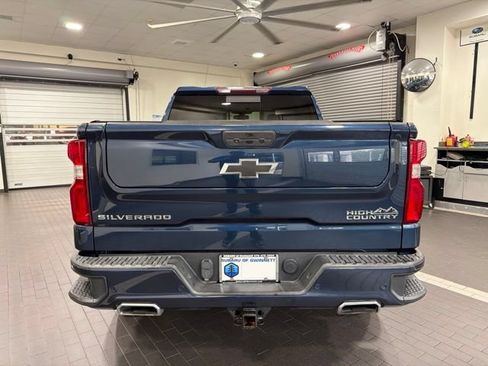 Used 2021 Chevrolet Silverado 1500 High Country RWD image 4