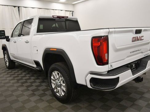 Used 2022 GMC Sierra 2500 Denali w/ Denali Ultimate Package image 5