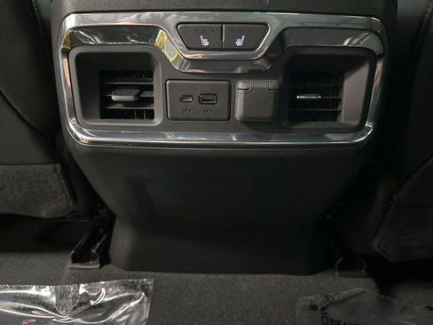 Used 2023 Chevrolet Silverado 2500 High Country w/ Z71 Off-Road Package image 31