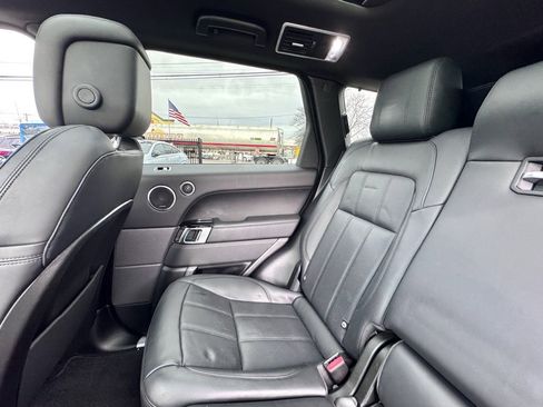 Used 2022 Land Rover Range Rover Sport HSE Silver Edition image 17