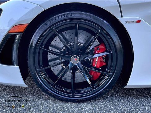 Used 2018 McLaren 720S Performance image 10