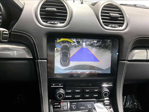 Used 2024 Porsche 718 Cayman image 19