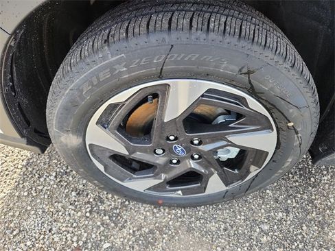 New 2025 Subaru Crosstrek 2.5i Limited image 10