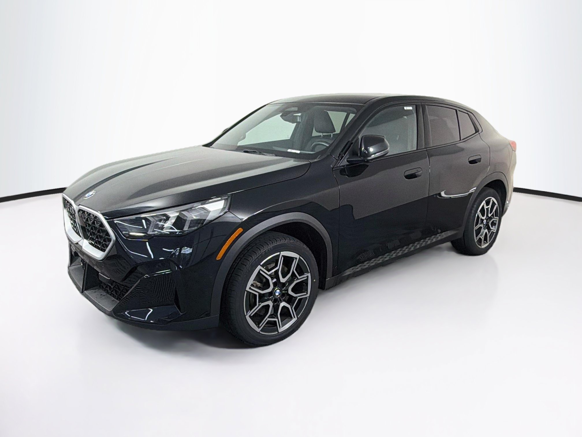 Used 2026 BMW X2 xDrive28i AWD/4WD image 3