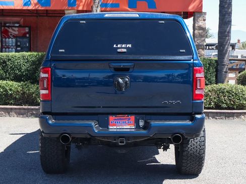 Used 2019 RAM 1500 Laramie AWD/4WD image 6