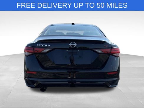 Used 2025 Nissan Sentra SR FWD image 7