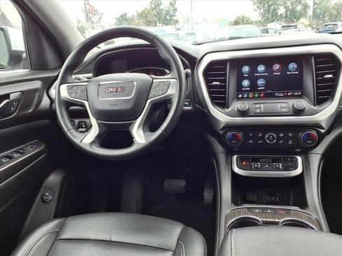 Used 2023 GMC Acadia SLT image 6