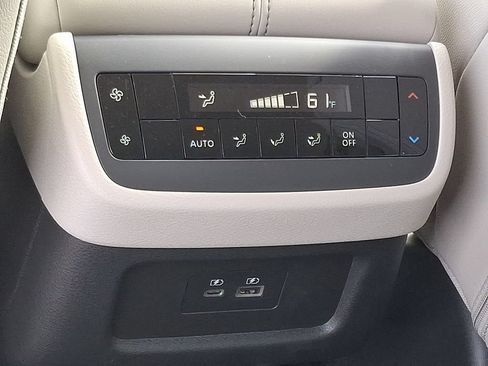 Certified 2025 Nissan Pathfinder SL AWD/4WD image 13