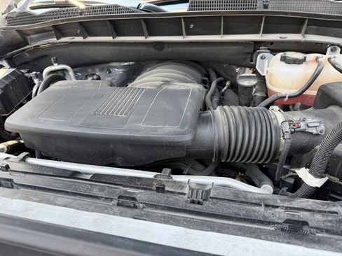 Used 2025 GMC Sierra 1500 SLT AWD/4WD image 14