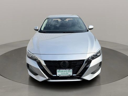 Used 2022 Nissan Sentra SV image 9