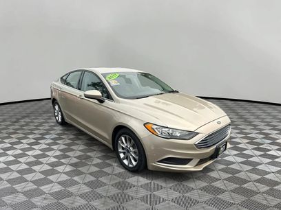 Used 2017 Ford Fusion SE w/ Fusion SE Technology Package