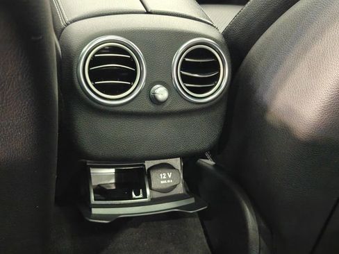 Used 2016 Mercedes-Benz C 300 4MATIC Sedan image 29