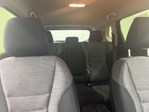 Used 2023 Nissan Rogue SV image 24