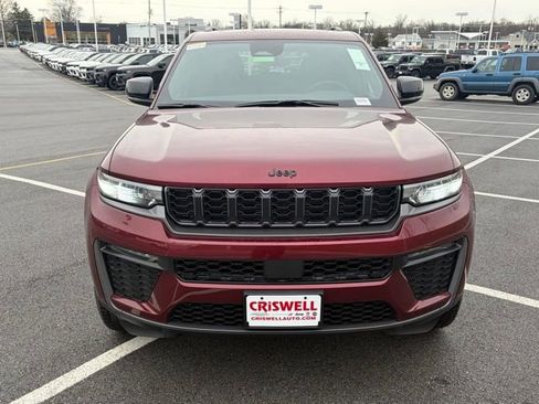 New 2026 Jeep Grand Cherokee Limited w/ Limited Altitude Package AWD/4WD image 10