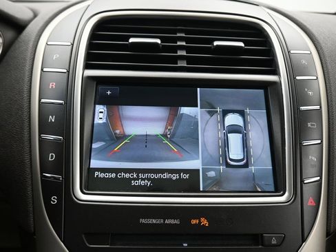 Used 2020 Lincoln Nautilus Reserve w/ Equipment Group 201A image 19