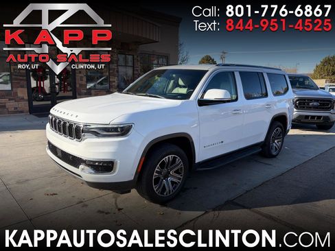 Used 2022 Jeep Wagoneer Series III w/ Convenience Group I image 1