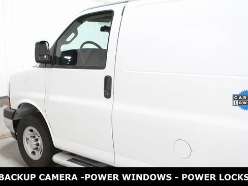 Used 2024 Chevrolet Express 2500 w/ Driver Convenience Package image 25