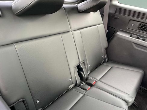 Used 2024 Hyundai Santa Fe Calligraphy image 16