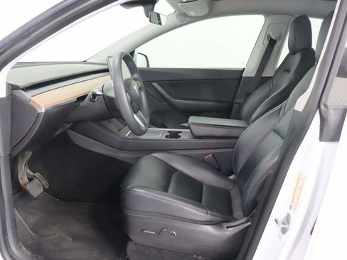 Used 2021 Tesla Model Y Long Range AWD/4WD image 8