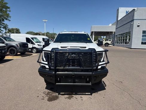 Used 2024 GMC Sierra 3500 Denali Ultimate AWD/4WD image 2