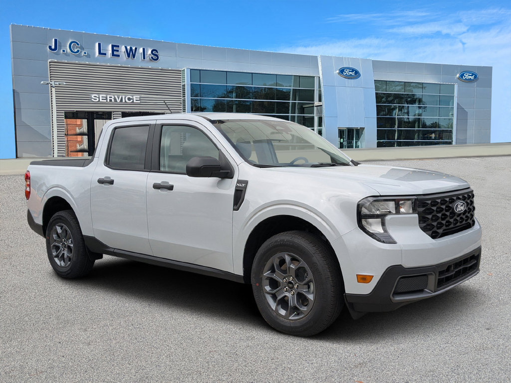 New 2026 Ford Maverick XLT FWD 360° Tour