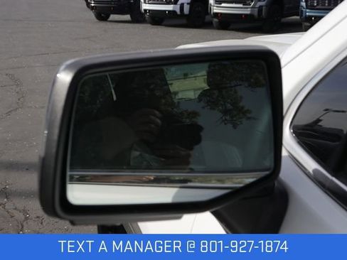 New 2026 GMC Sierra 1500 SLT image 14