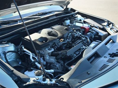Used 2022 Toyota Camry SE FWD image 39