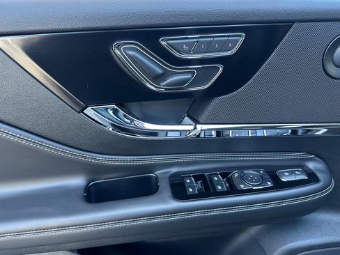 New 2025 Lincoln Corsair Reserve w/ Equipment Group 202A image 10