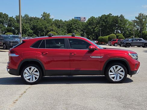 Used 2023 Volkswagen Atlas Cross Sport SE AWD/4WD image 6