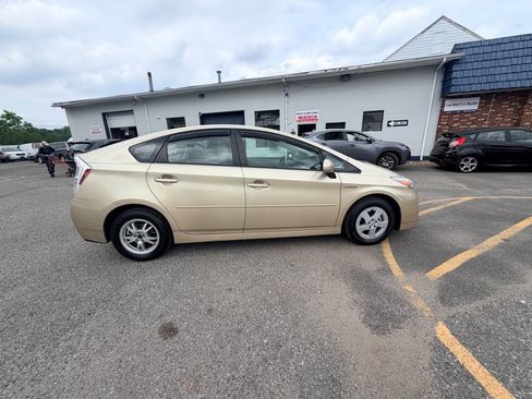 Used 2011 Toyota Prius Three FWD image 22
