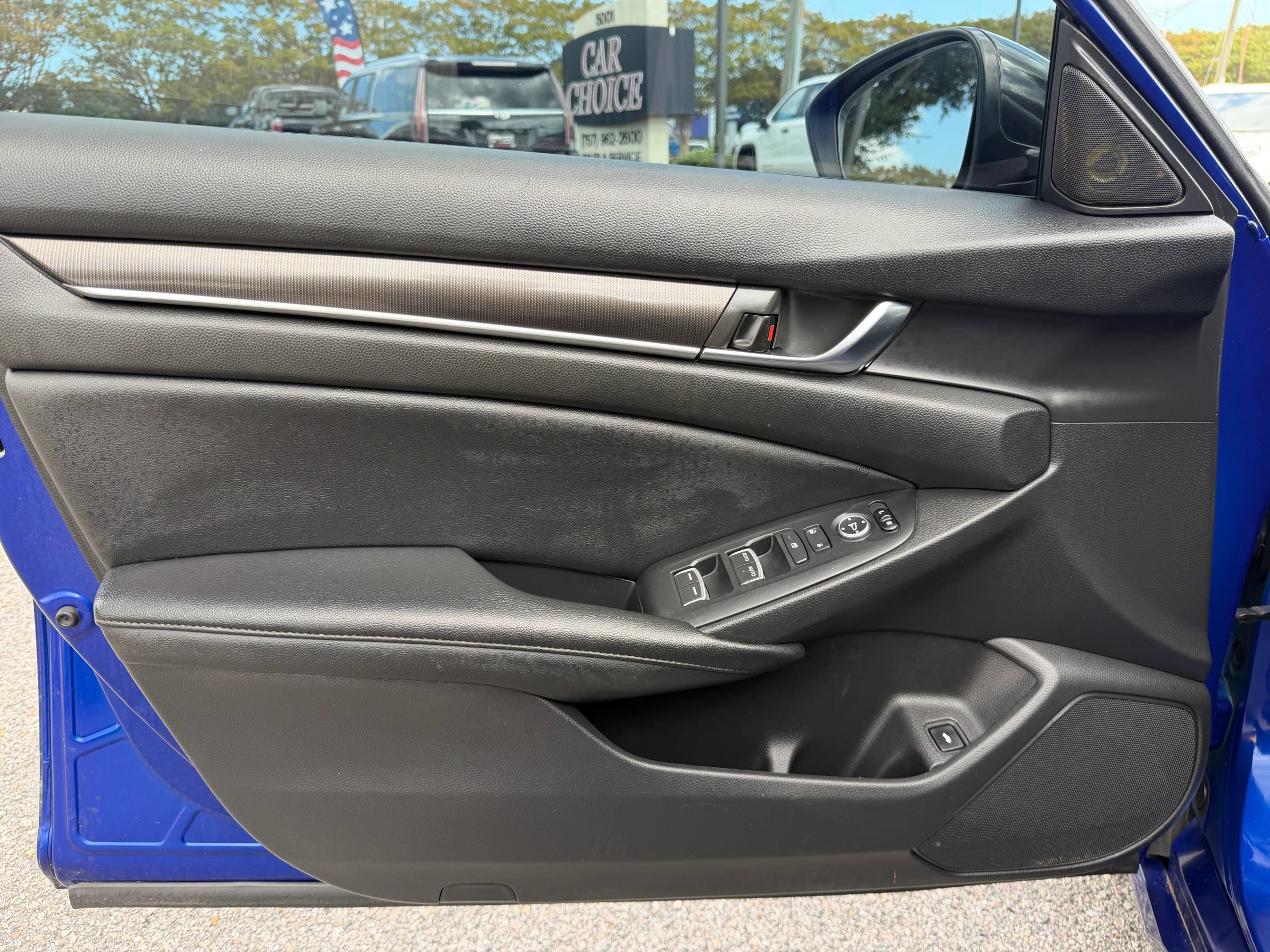 Used 2021 Honda Accord Sport image 14