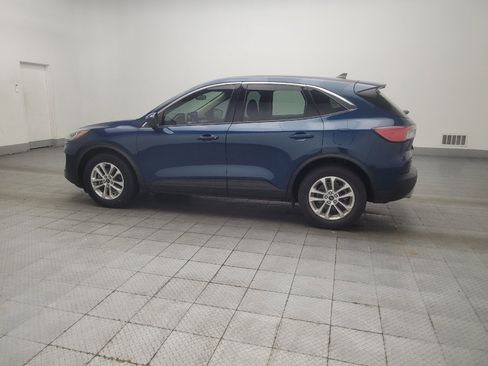 Used 2020 Ford Escape SE FWD image 3