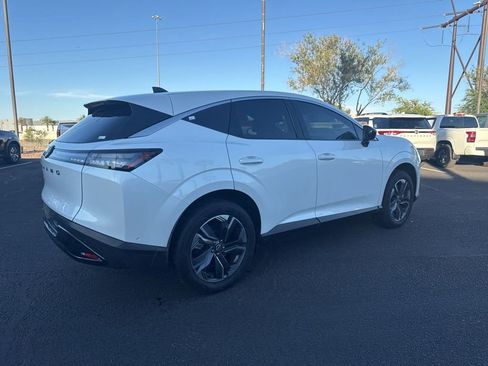 Used 2025 Nissan Murano SV image 6