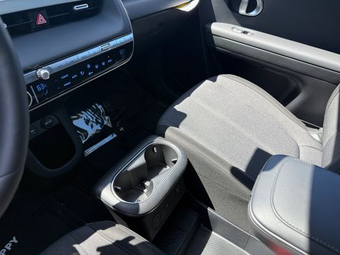 Certified 2024 Hyundai Ioniq 5 SEL image 13