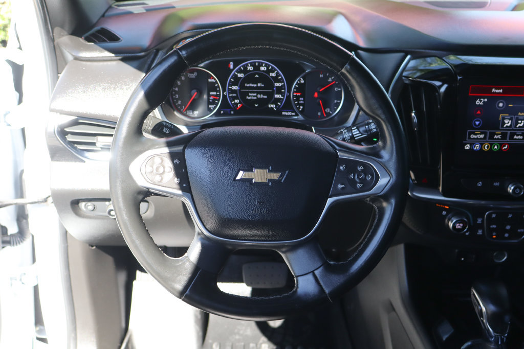 Used 2023 Chevrolet Traverse High Country FWD image 22