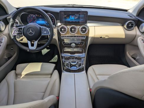 Used 2021 Mercedes-Benz C 300 Sedan image 2