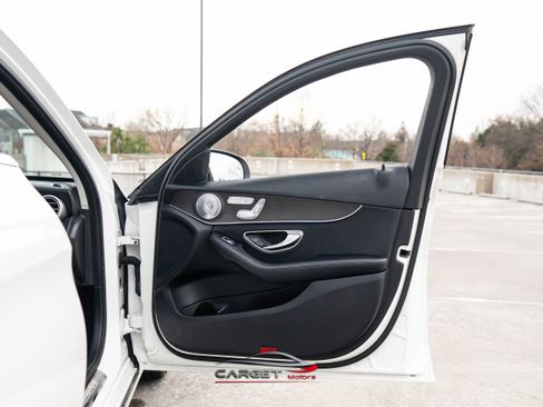 Used 2020 Mercedes-Benz C 300 4MATIC Sedan image 39